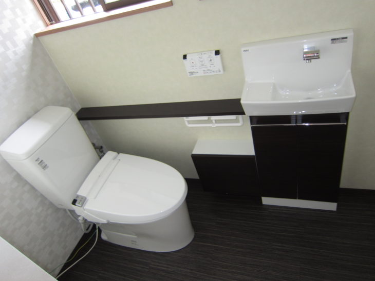 トイレ取替工事